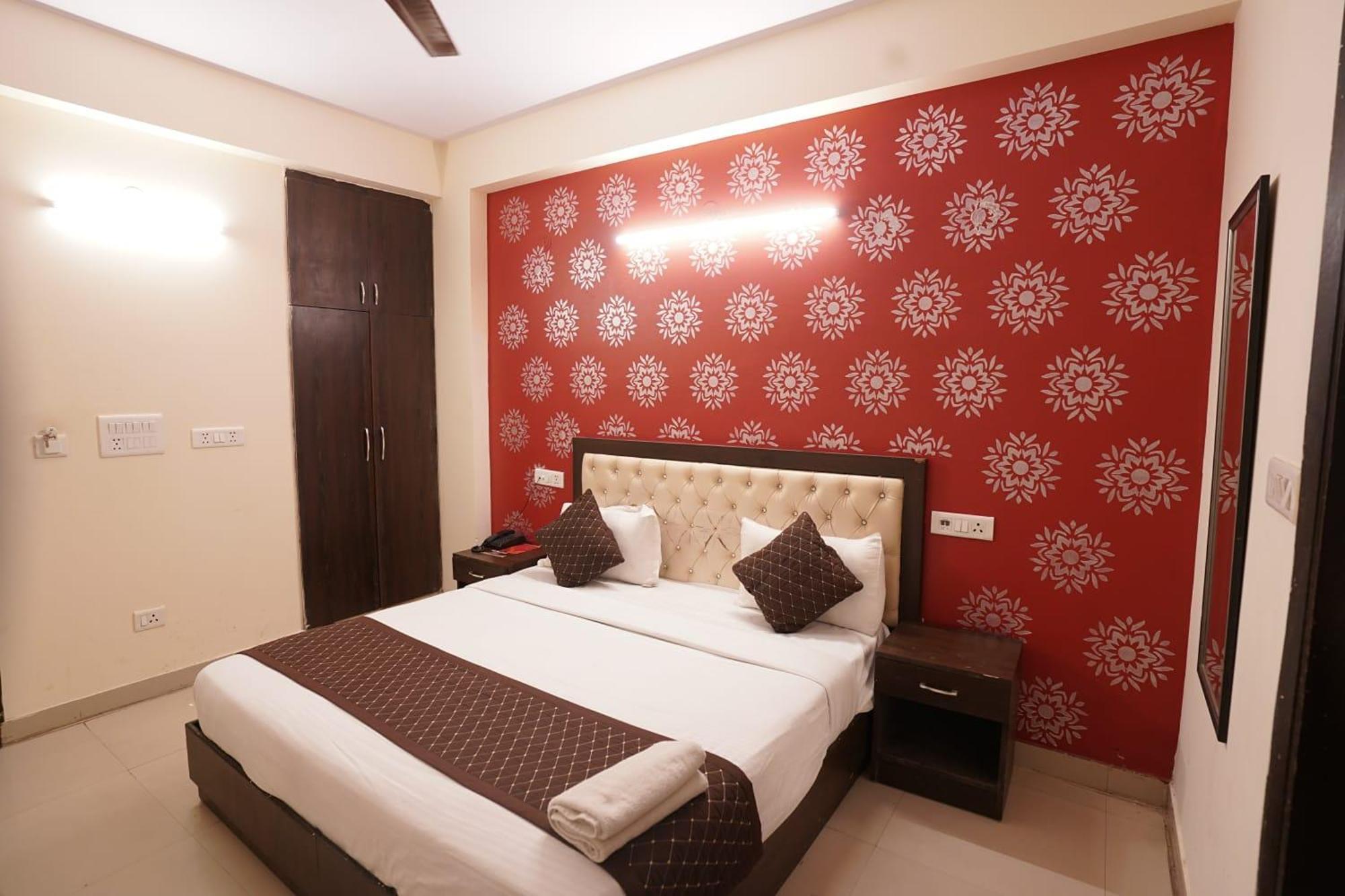 Hotel Tourist Palace Új-Delhi Kültér fotó